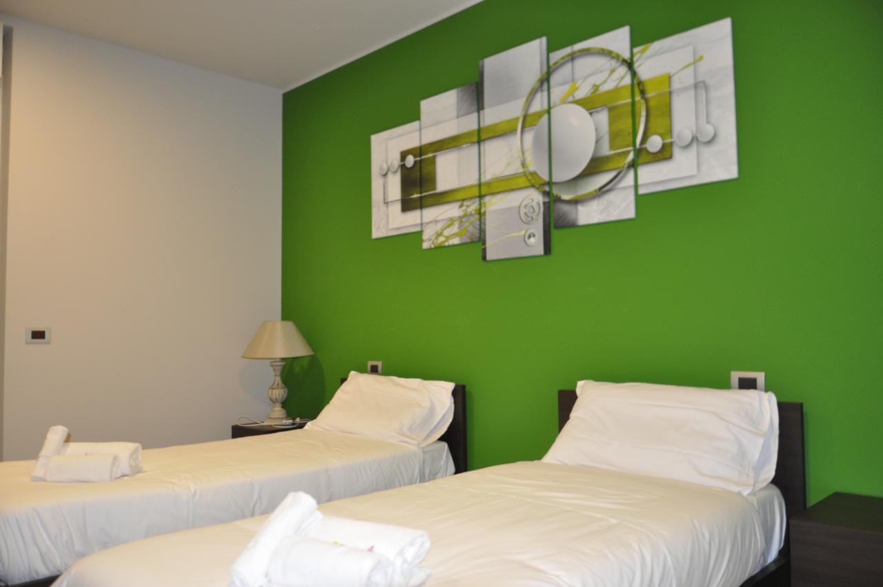 Millaenya Inn Entratico Exteriör bild